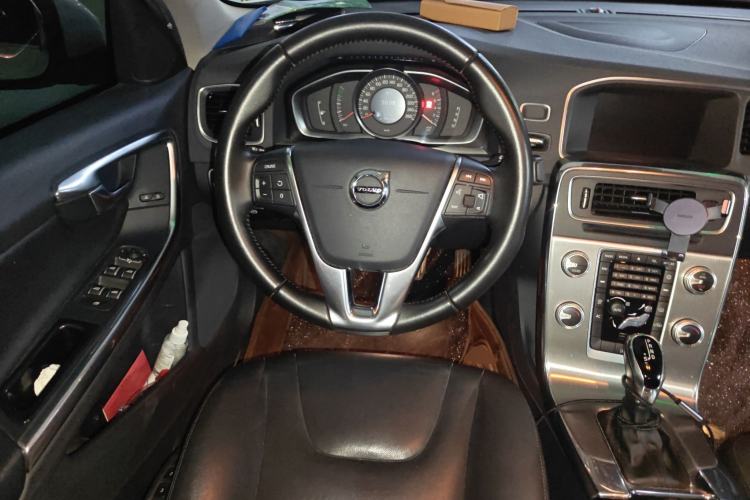 Used Volvo S60 2019 S60L Facelift T5 Intelligent Advanced Edition