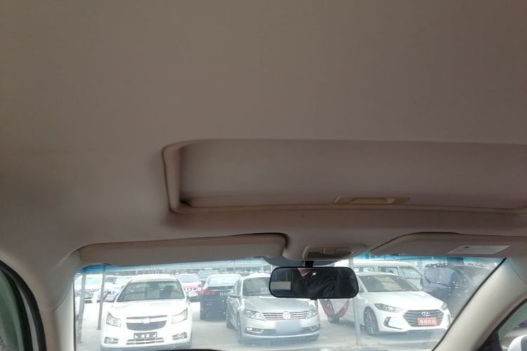 Used Baojun 560 2016 1.5T Manual Luxury Model Headliner