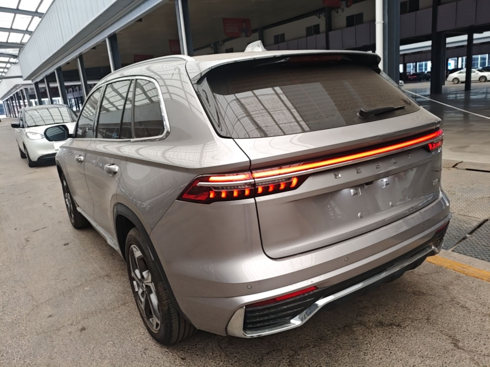 Geely Auto Monjaro L 2024 2.0TD High-Power Automatic Two-Wheel Drive Yunqi Version — снимка 4