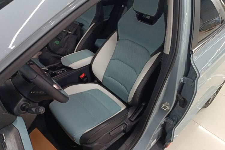 Used Geely Auto Emgrand S 2022 1.4T CVT Crossover Player Edition Left Front Seat