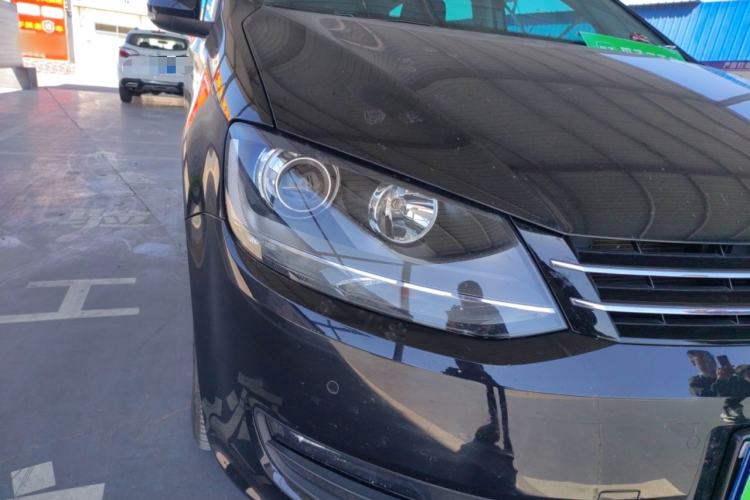 Used Volkswagen Sharan 2018 380TSI Comfort Edition 6-Seater Right Front Headlight