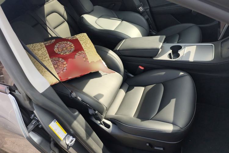 Used Tesla Model Y 2024 Rear-Wheel-Drive Version