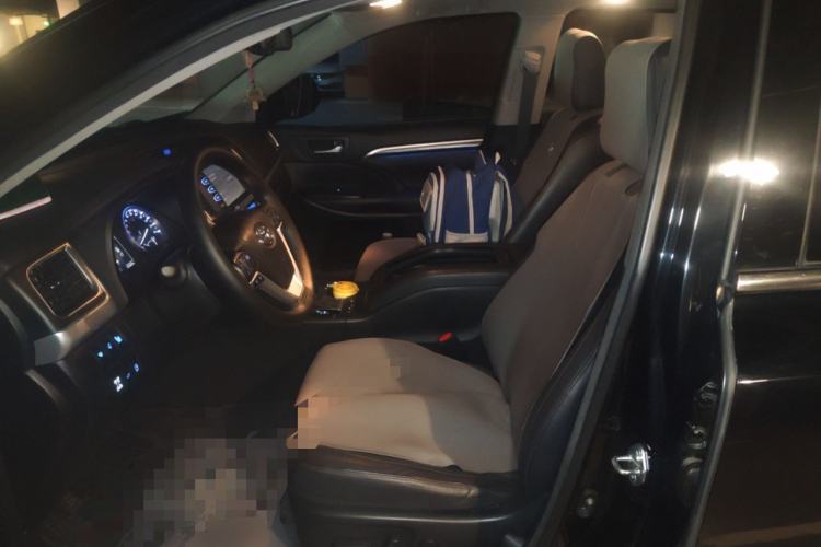 Used Toyota Highlander 2017 2.0T Four-Wheel Drive Ultimate Edition 7 Seats Left Front Seat