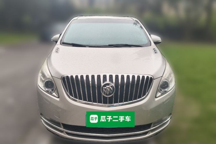 Used Buick GL8 2011 3.0L GT Luxury Business Haoya Edition