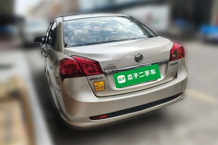 Used Buick Excelle 2013 1.5L Automatic Classic Model
