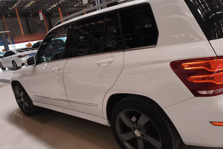 Used Mercedes-Benz GLK-Class 2013 GLK 300 4MATIC Dynamic Sunroof Model
