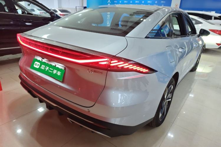 Used Geely Galaxy L6 2025 EM-i 140km Starship Edition
