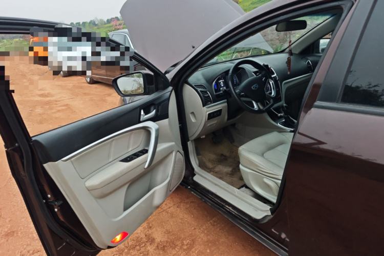 Used Geely Auto Emgrand 2016 Sedan 1.5L CVT Luxury Model