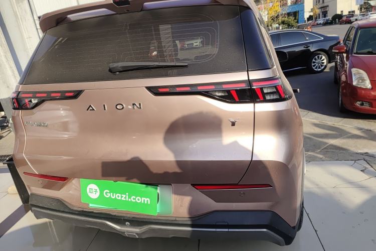 Used AION Y 2022 70 Tech Edition Lithium Iron Phosphate