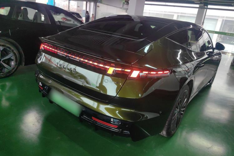 Used Lynk & Co Lynk & Co 10 EM-P 2025 Model 240 All-Wheel Drive Ultra—Sport Edition