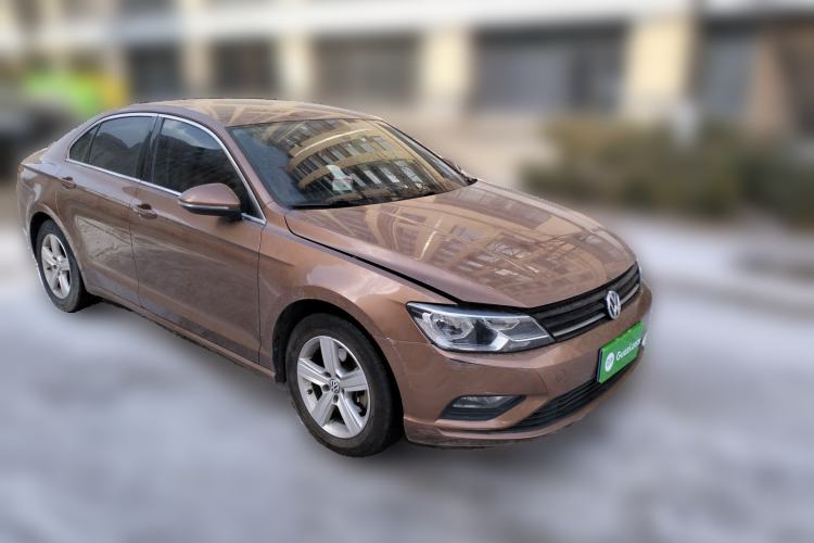 Used Volkswagen Lamando 2015 230TSI DSG Fashion Edition
