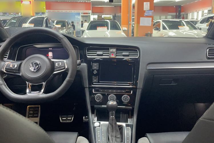 Used Volkswagen Golf 2019 280TSI DSG R-Line China VI Standard