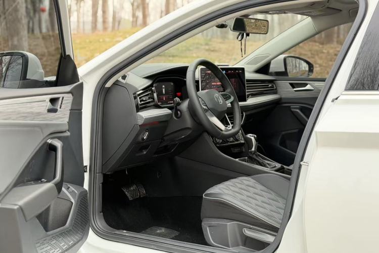 Used Volkswagen Sagitar 2023 300TSI DSG Excellence Edition
