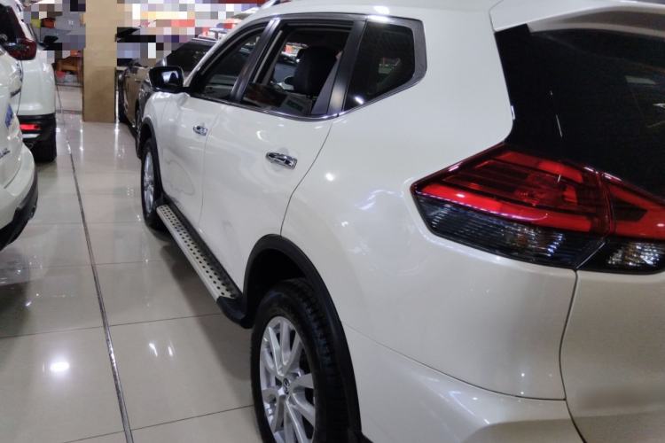 Used Nissan X-Trail 2019 2.0L CVT Smart Connect Comfort Edition 2WD
