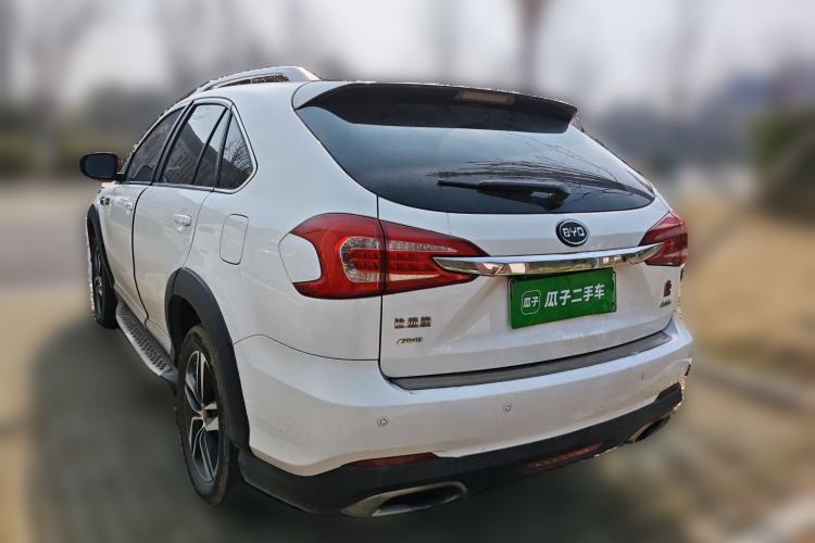 Used BYD Tang New Energy 2015 2.0T Four-Wheel-Drive Flagship Model