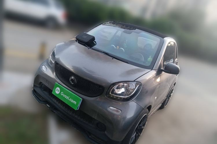 Used smart fortwo 2015 1.0L 52 kW hardtop Dynamic version