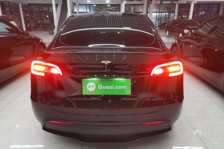 Used Tesla Model Y 2023 High-Performance All-Wheel-Drive Version