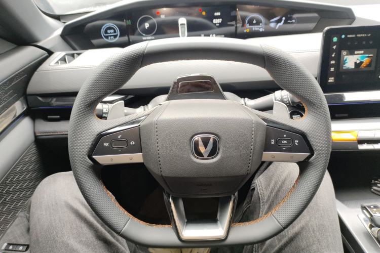 Used CHANGAN UNI-V 2022 1.5T Sport Edition Steering Wheel