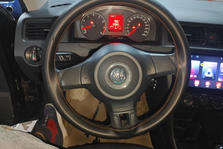 Used Volkswagen Santana 2015 1.6L Manual Fashion Edition Steering Wheel