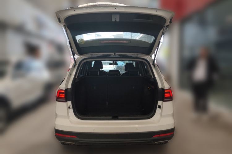 Used Volkswagen Tharu 2019 280TSI Two-Wheel Drive Luxury Version China VI Standard Trunk