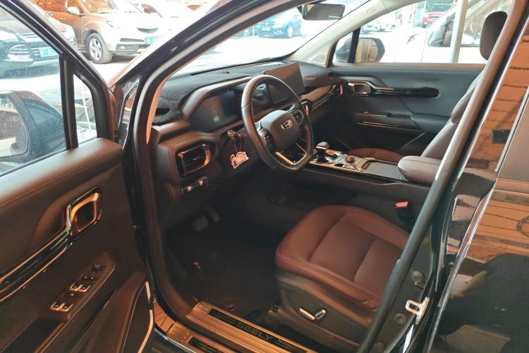 Used Geely Auto Haoyue 2022 1.8TD DCT Black Gold Limited Edition 7-Seater Driver Seat