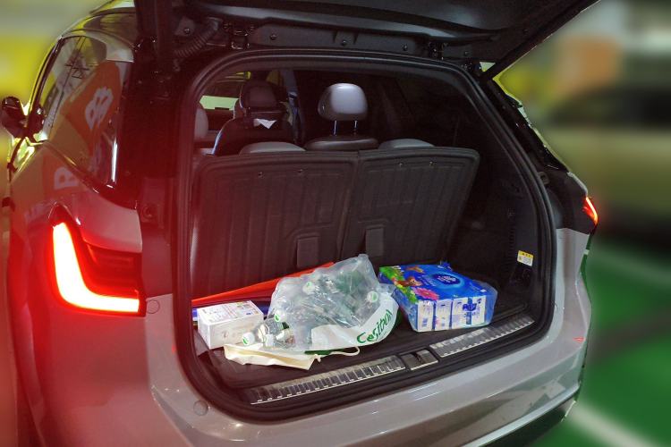 Used Nio ES8 2022 100 kWh Six-Seater Version Trunk