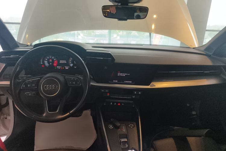 Used Audi A3 2021 Sportback 35 TFSI Fashionable Sports Model Center Console