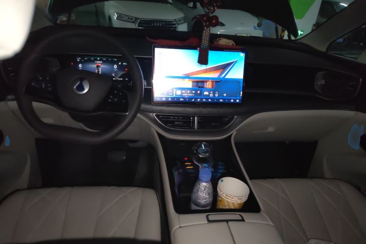 Used Denza D9 2024 DM-i 1050 Luxury Model