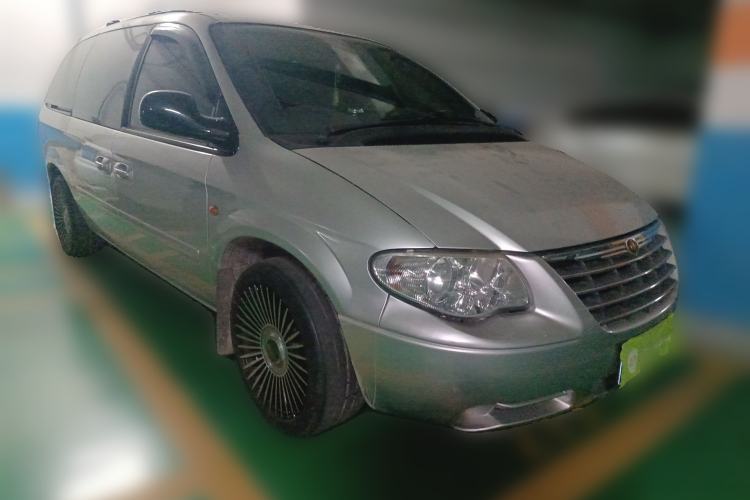 Used Chrysler Grand Voyager 