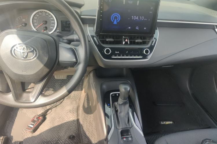 Used Toyota Levin 2019 185T CVT Entry-Level Version China VI Standard Center Console