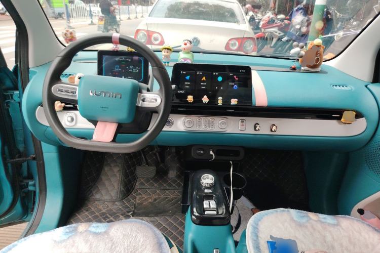 Used CHANGAN NEVO Lumin 2022 210km Sweet Edition Center Console