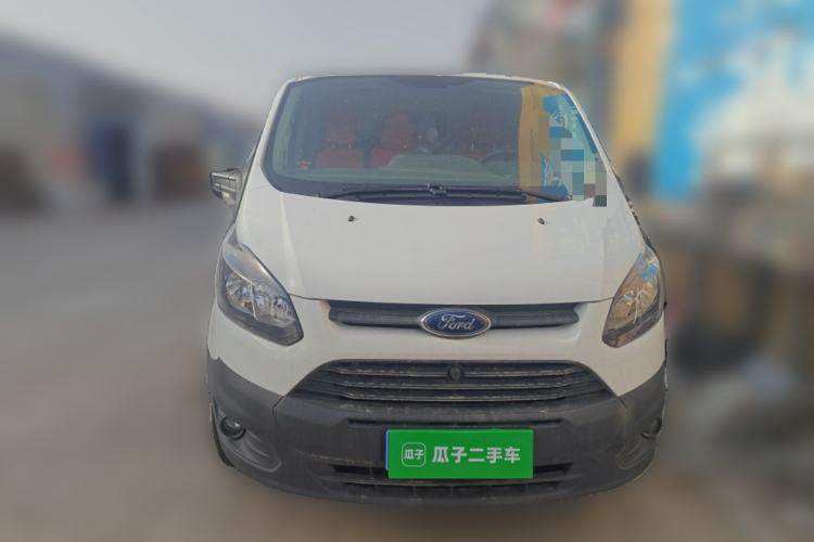 Used Ford Transit 2017 2.0T Diesel Van Short Wheelbase Low Roof China IV Standard
