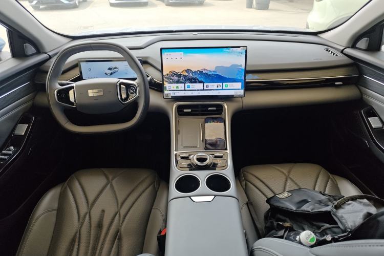 Used Geely Galaxy L6 2025 EM-i 140km Starship Edition
