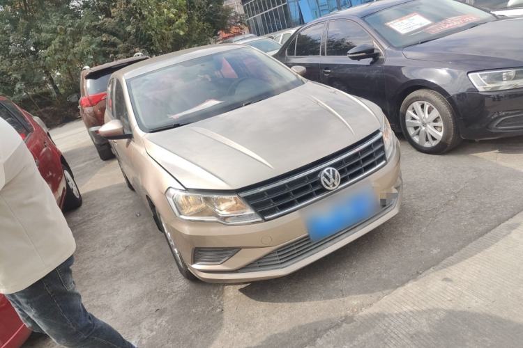 Used Volkswagen Jetta 2017 1.5L Manual Fashion Edition