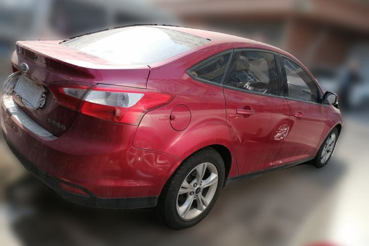 Used Ford Focus 2012 Sedan 1.6L Automatic Fashion Edition