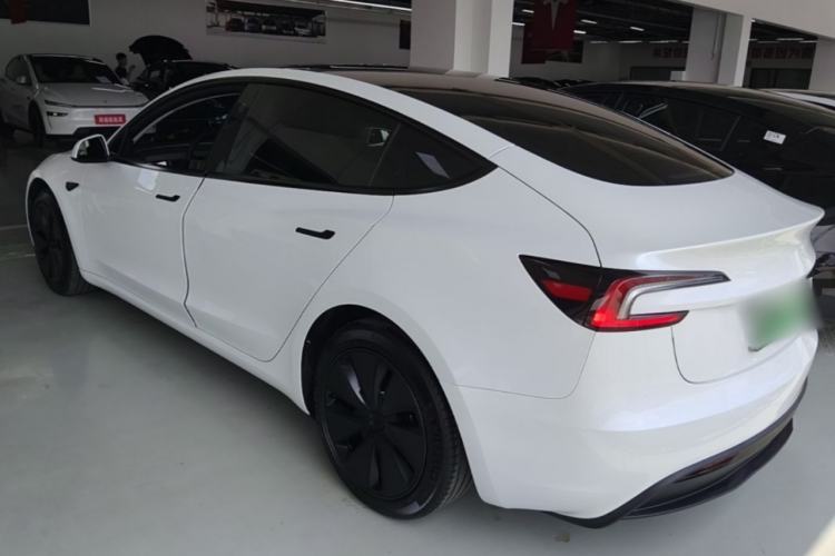 Used Tesla Model 3 2023 Rear-Wheel-Drive Version
