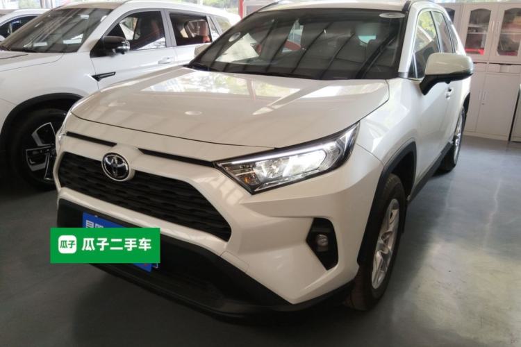 Used Toyota RAV4 2024 2.0L CVT Two-Wheel Drive Urban Edition