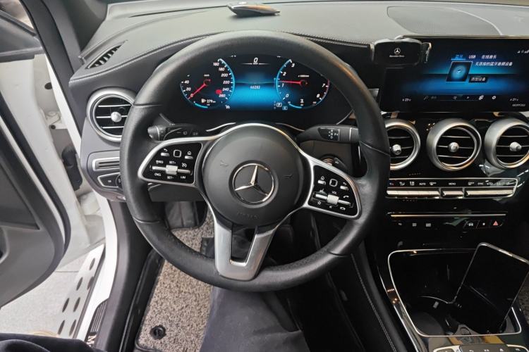 Used Mercedes-Benz GLC 2021 GLC 260 L 4MATIC Dynamic Edition Steering Wheel