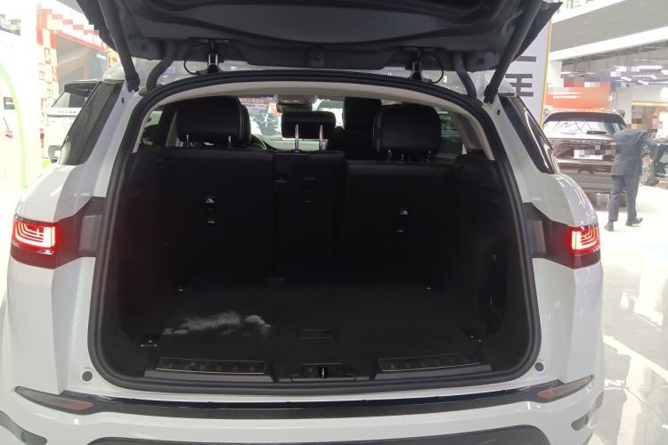 Used Land Rover Range Evoque 2023 Aurora L 249 PS Luxury Edition Trunk