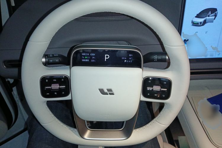 Used Li Auto Li Auto i8 2025 Model Standard Version
