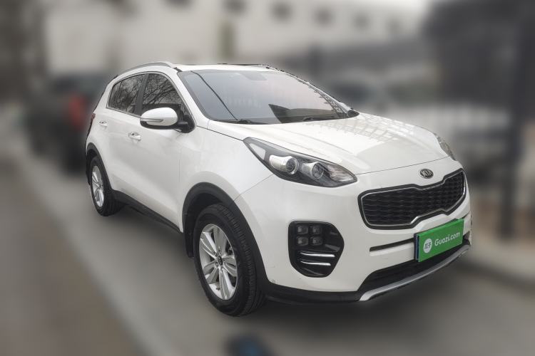 Used Kia KX5 2016 2.0L Automatic 2WD GLS Front Right 45 Deg