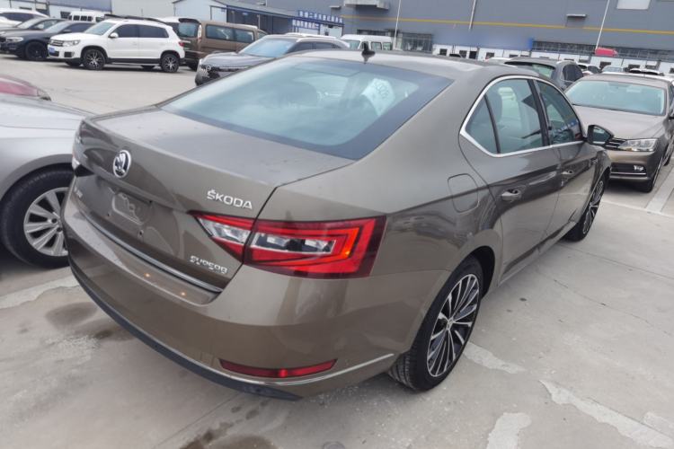Used Skoda Superb 2016 TSI330 DSG Smart Drive Edition