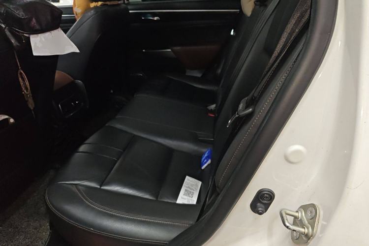 Used GAC Trumpchi GS7 2017 320T Two-Wheel-Drive Luxury Smart Connectivity Model