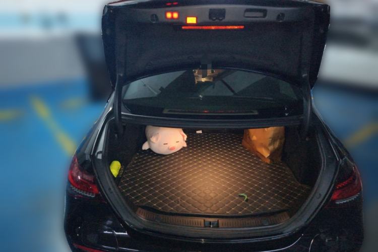 Used Mercedes-Benz E-Class New Energy 2022 Second Facelift E 350 e L Plug-in Hybrid Sports Sedan
