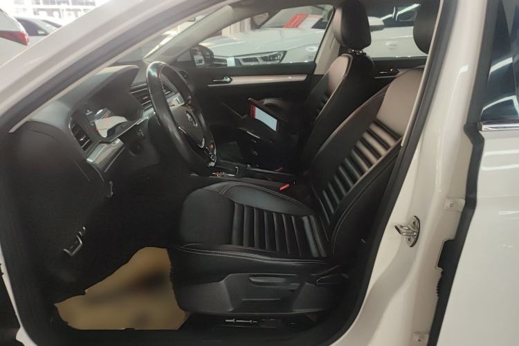 Used Volkswagen Lamando 2021 230TSI DSG Fashion Edition