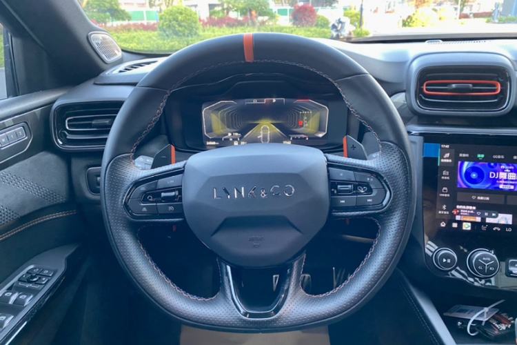 Used Lynk & Co 02 Hatchback 2021 2.0TD Halo Steering Wheel