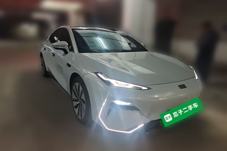 Used Geely Galaxy E8 2024 665 km Range Rear-Drive Starship Long-Range Version