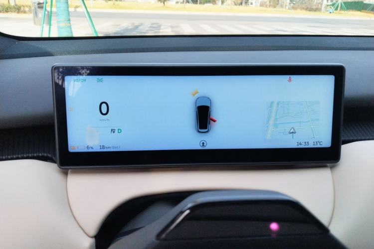 Used Nio ET5T 2023 75 kWh Touring Instrument Cluster