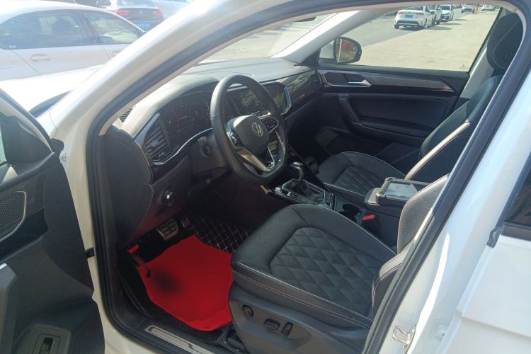 Used Volkswagen Tayron X 2020 330TSI Two-Wheel Drive Luxury Smart Connectivity Version Left Front Seat