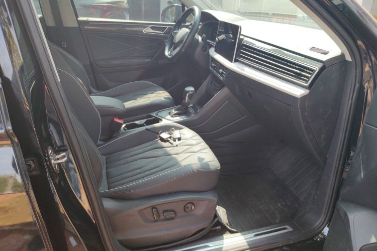 Used Volkswagen Tiguan L 2022 330TSI Automatic Two-Wheel Drive R-Line Enhanced Edition
